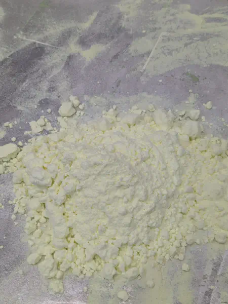 膠彩 懶懶而無心